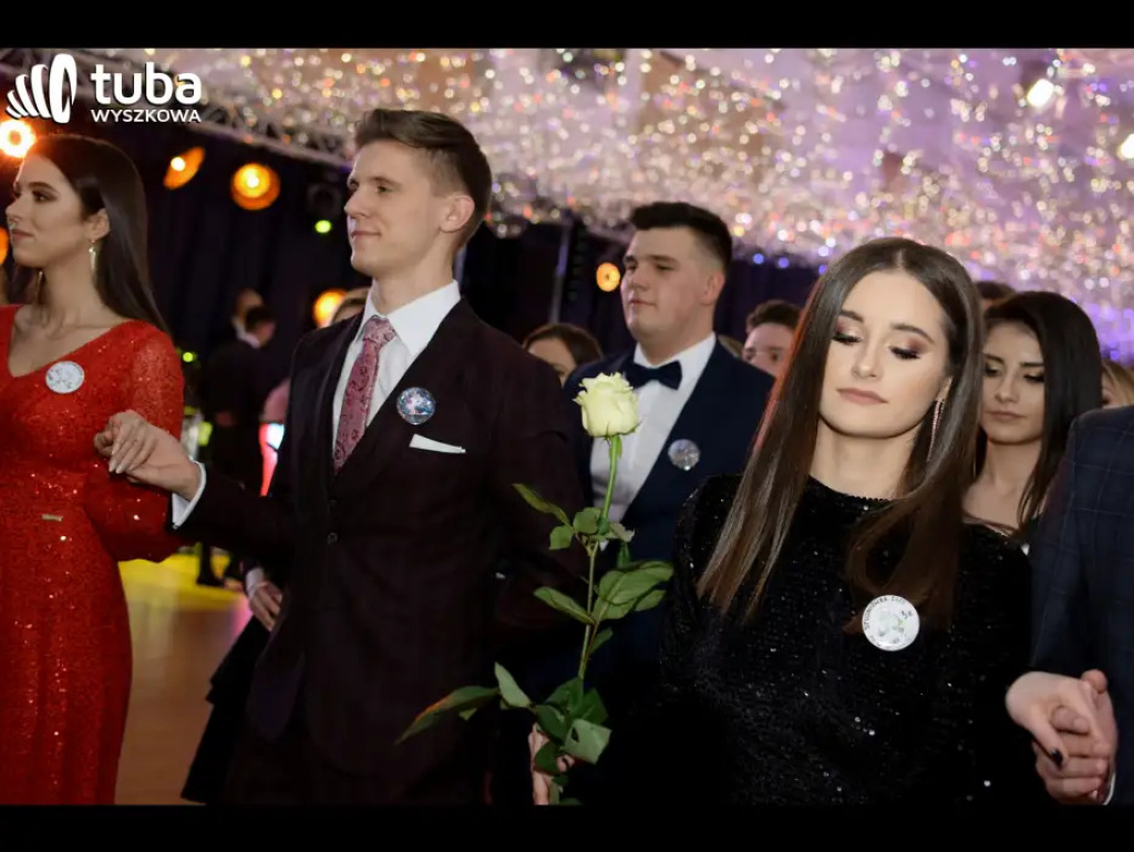 Na sto dni przed rozdaniem maturalnych Oskarów... Studniówka w I LO w Wyszkowie (video)