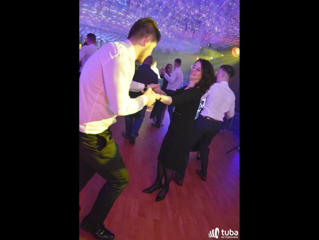 Na sto dni przed rozdaniem maturalnych Oskarów... Studniówka w I LO w Wyszkowie (video)