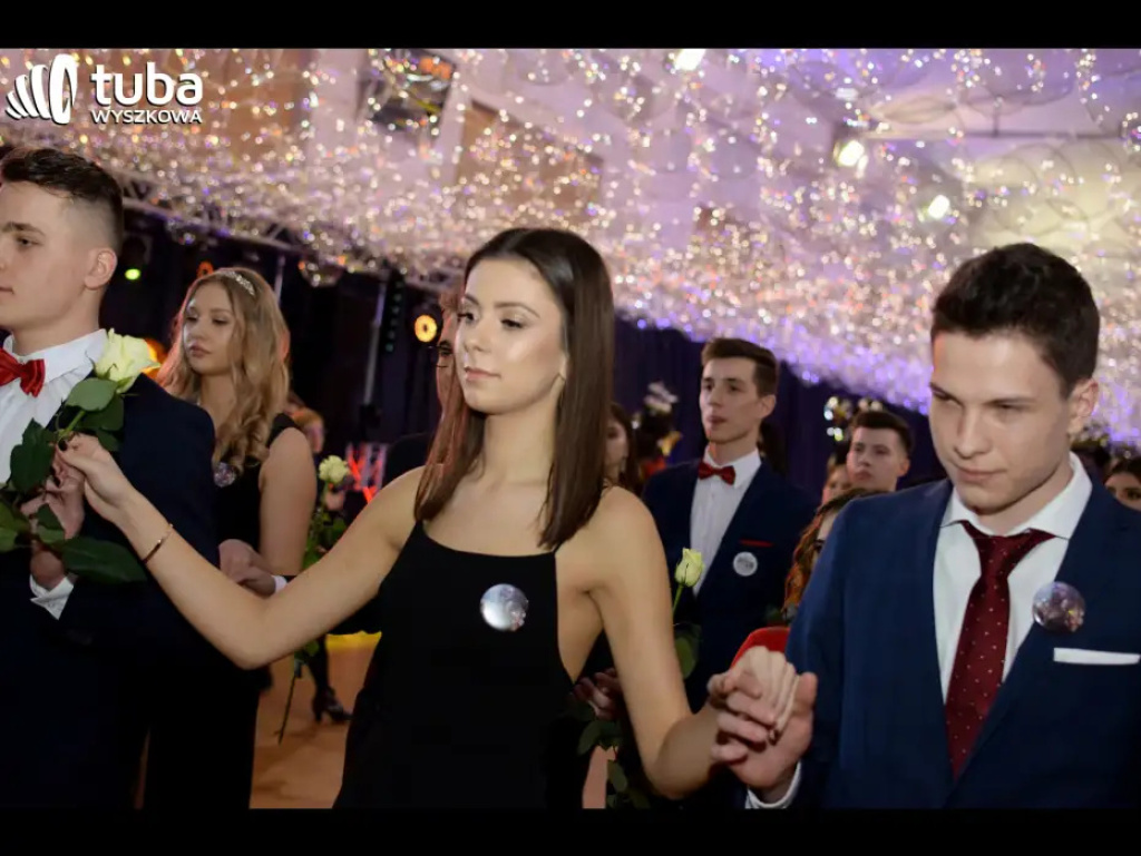 Na sto dni przed rozdaniem maturalnych Oskarów... Studniówka w I LO w Wyszkowie (video)