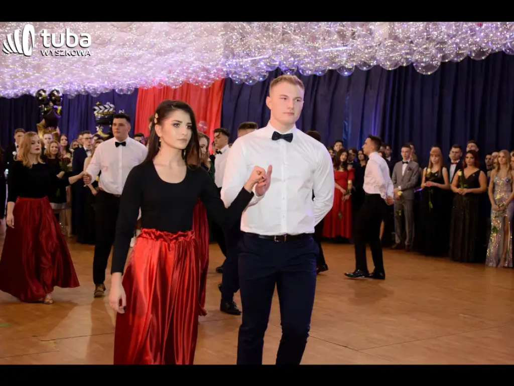 Na sto dni przed rozdaniem maturalnych Oskarów... Studniówka w I LO w Wyszkowie (video)