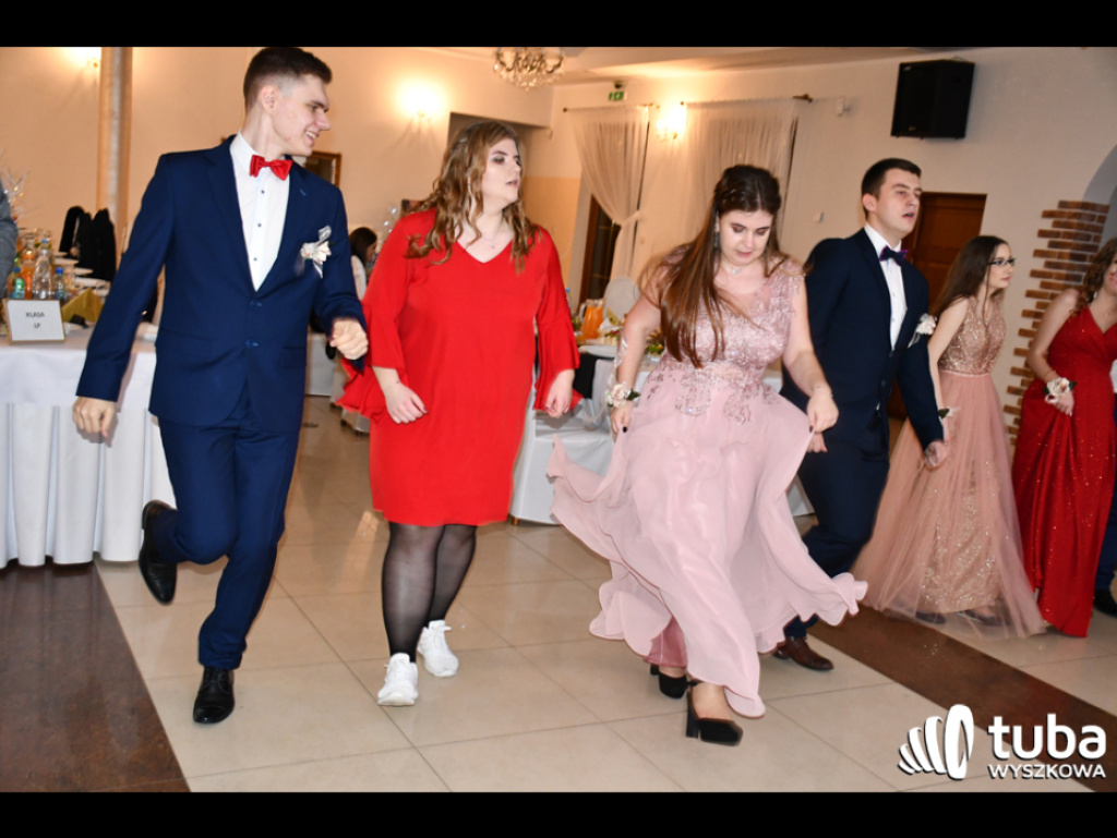 Aby ta noc była niezapomniana... Studniówka IV LO w Wyszkowie (video)