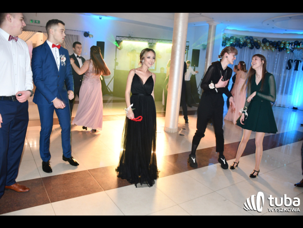 Aby ta noc była niezapomniana... Studniówka IV LO w Wyszkowie (video)