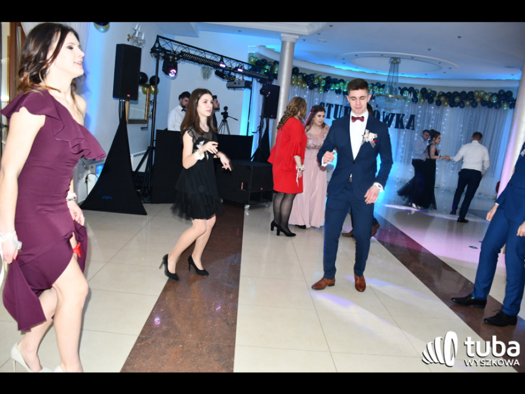 Aby ta noc była niezapomniana... Studniówka IV LO w Wyszkowie (video)