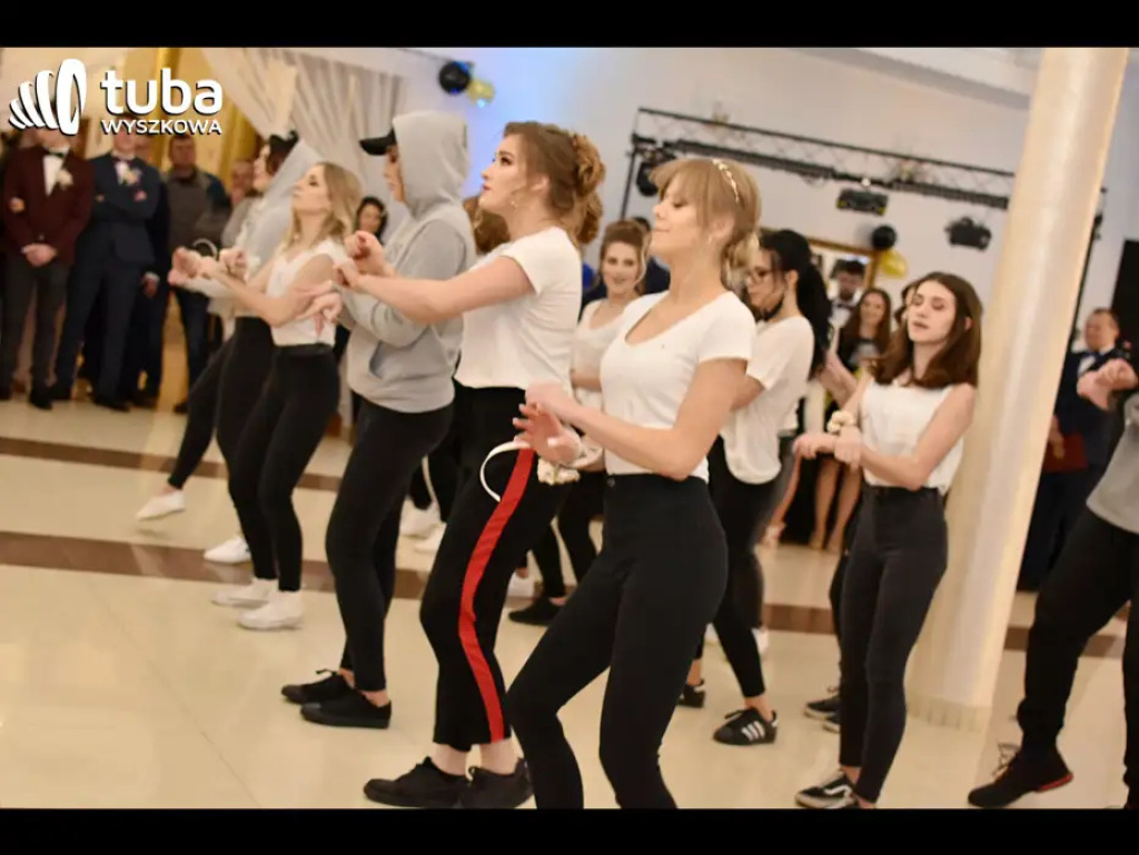 Aby ta noc była niezapomniana... Studniówka IV LO w Wyszkowie (video)
