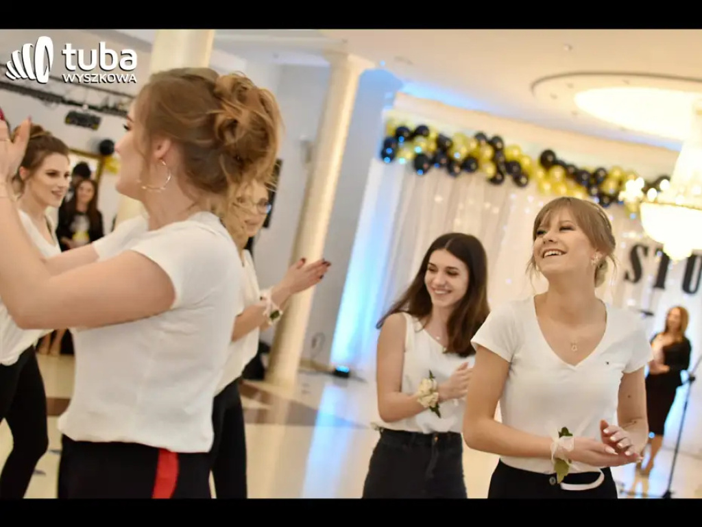 Aby ta noc była niezapomniana... Studniówka IV LO w Wyszkowie (video)