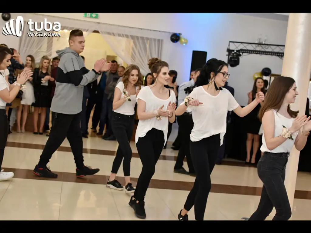 Aby ta noc była niezapomniana... Studniówka IV LO w Wyszkowie (video)