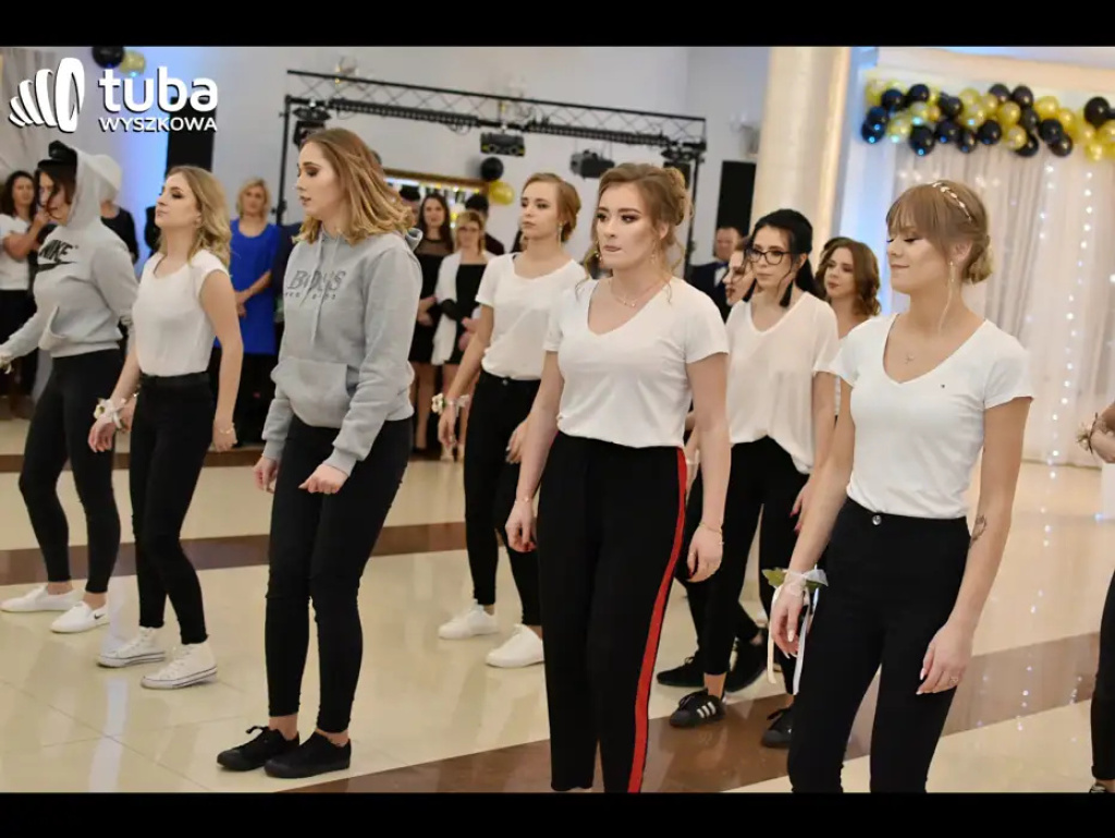 Aby ta noc była niezapomniana... Studniówka IV LO w Wyszkowie (video)