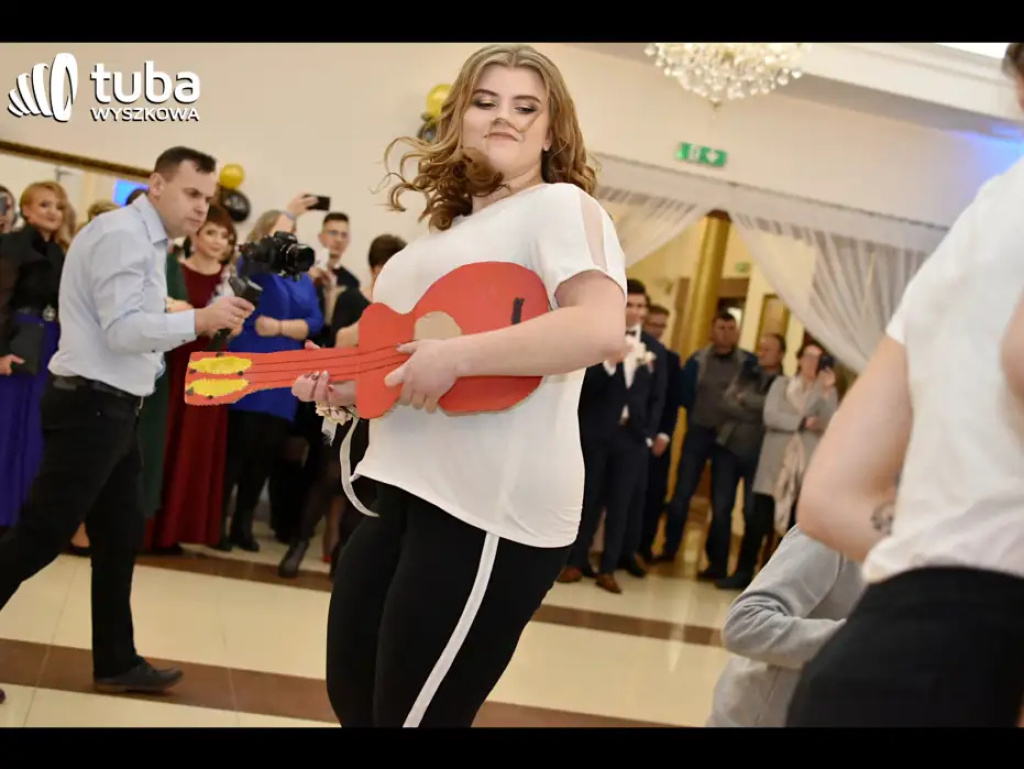 Aby ta noc była niezapomniana... Studniówka IV LO w Wyszkowie (video)