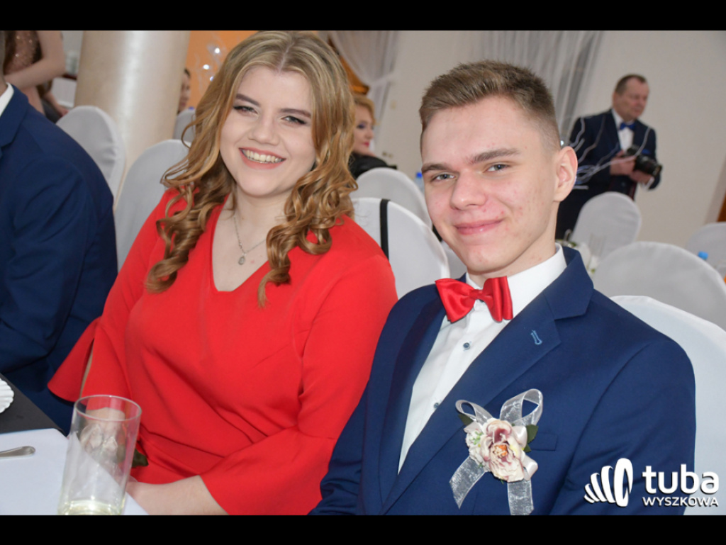 Aby ta noc była niezapomniana... Studniówka IV LO w Wyszkowie (video)