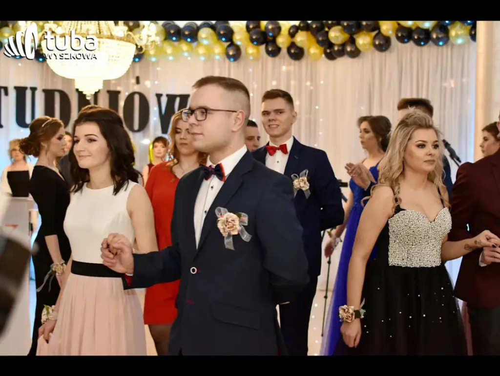 Aby ta noc była niezapomniana... Studniówka IV LO w Wyszkowie (video)