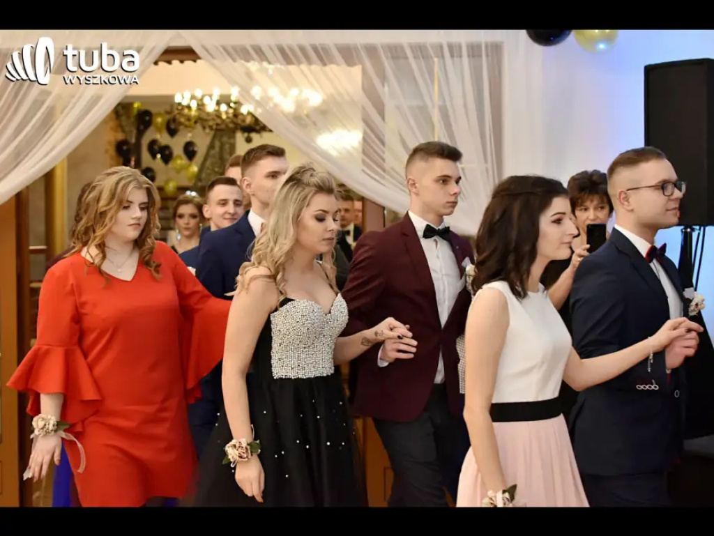 Aby ta noc była niezapomniana... Studniówka IV LO w Wyszkowie (video)