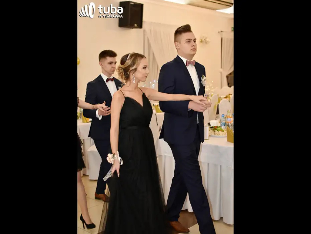 Aby ta noc była niezapomniana... Studniówka IV LO w Wyszkowie (video)
