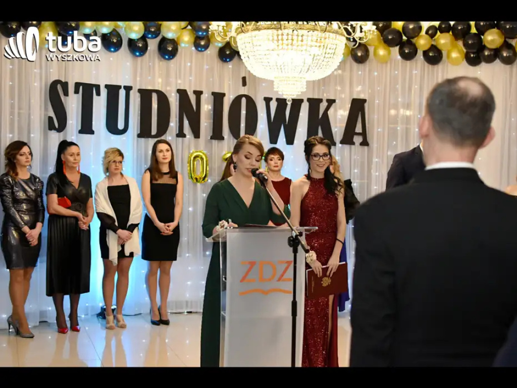 Aby ta noc była niezapomniana... Studniówka IV LO w Wyszkowie (video)