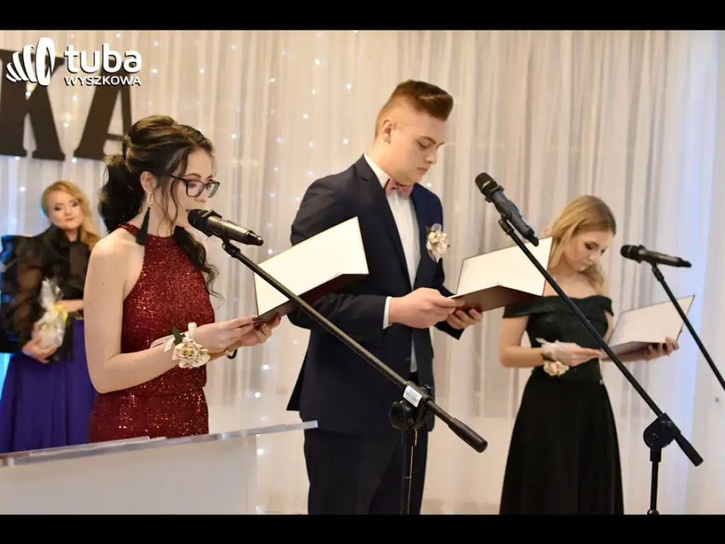 Aby ta noc była niezapomniana... Studniówka IV LO w Wyszkowie (video)