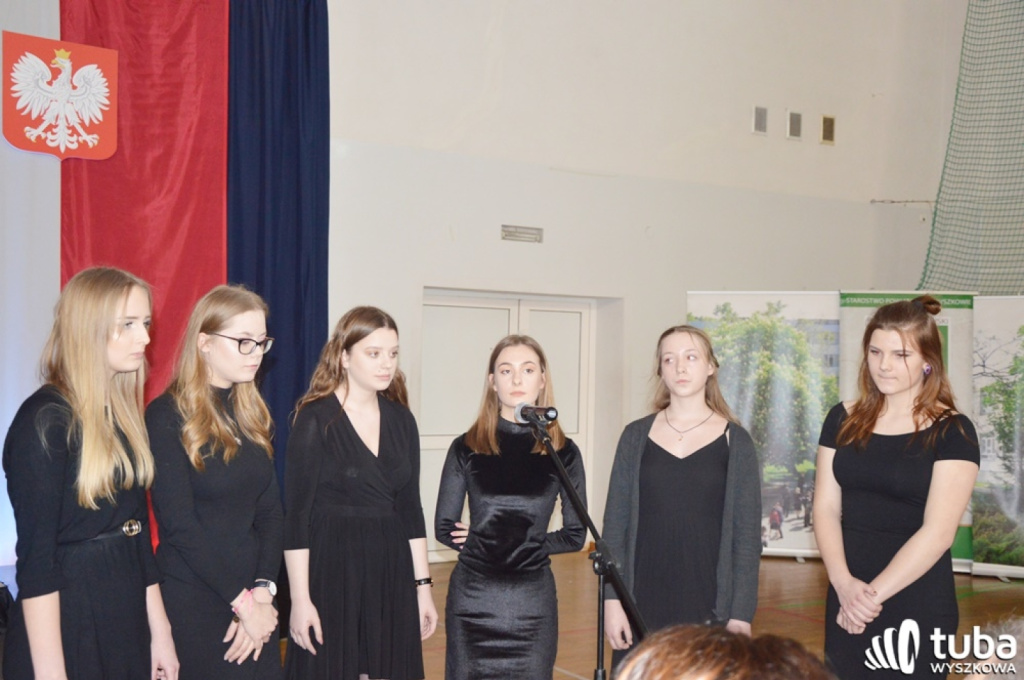 Młodzież z powiatu wyszkowskiego oddała hołd Żołnierzom Wyklętym