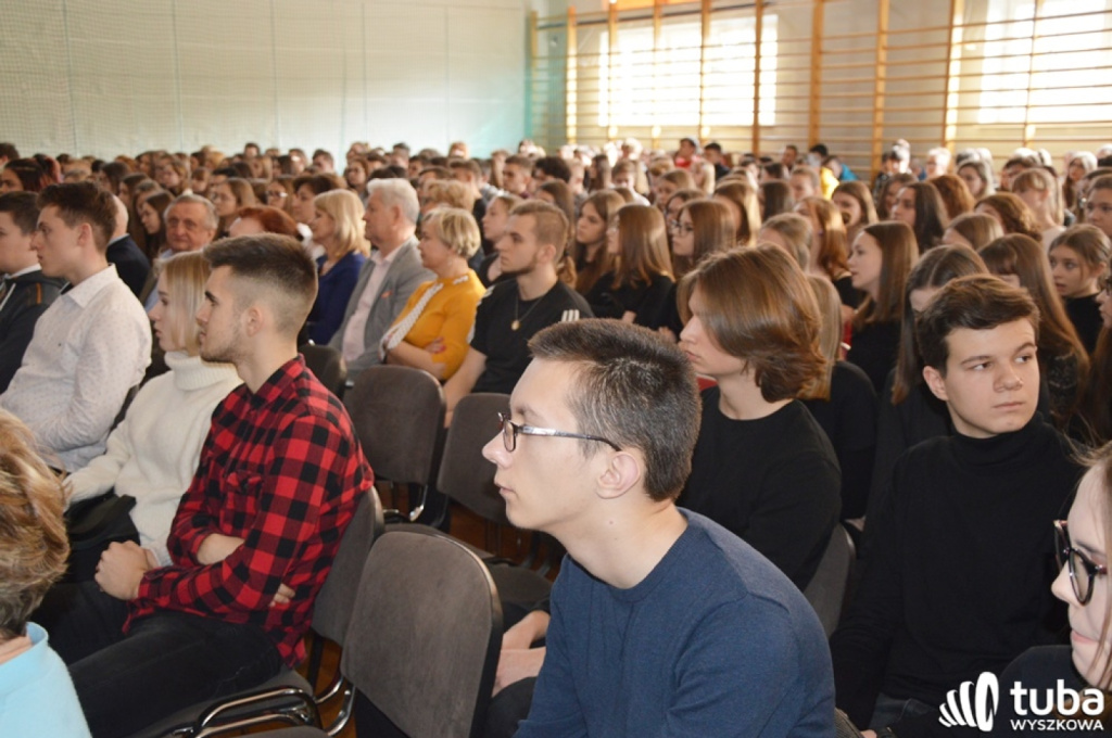 Młodzież z powiatu wyszkowskiego oddała hołd Żołnierzom Wyklętym