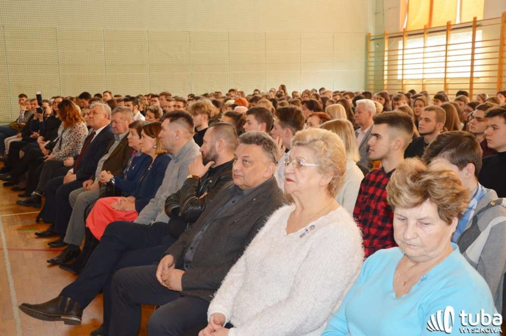 Młodzież z powiatu wyszkowskiego oddała hołd Żołnierzom Wyklętym