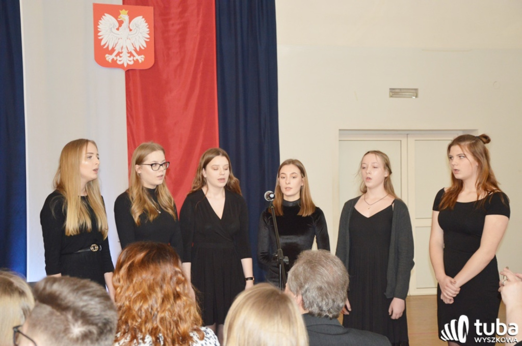 Młodzież z powiatu wyszkowskiego oddała hołd Żołnierzom Wyklętym