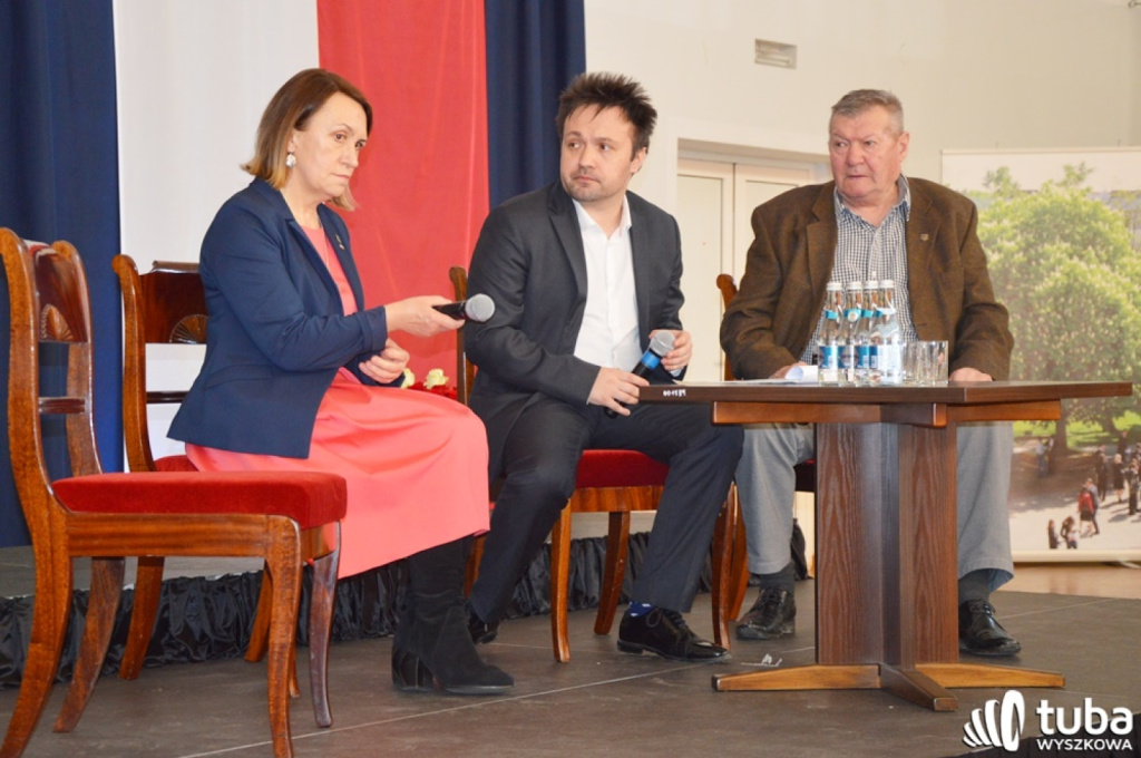 Młodzież z powiatu wyszkowskiego oddała hołd Żołnierzom Wyklętym