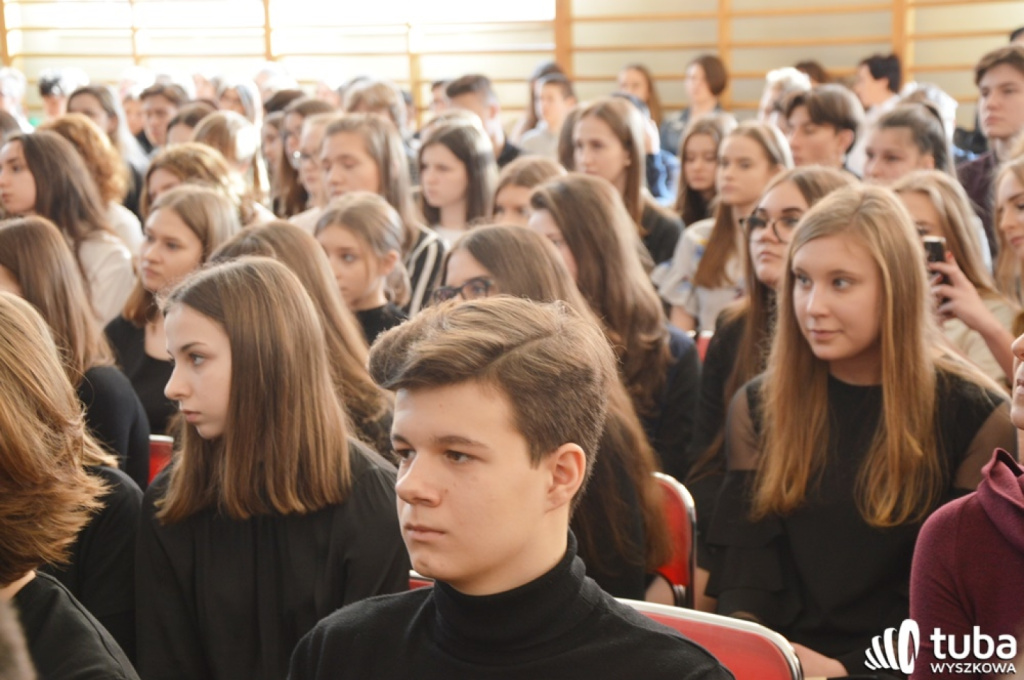 Młodzież z powiatu wyszkowskiego oddała hołd Żołnierzom Wyklętym