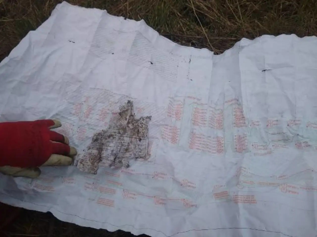 30 ton śmieci wyrzucone na drogę (AKTUALIZACJA)