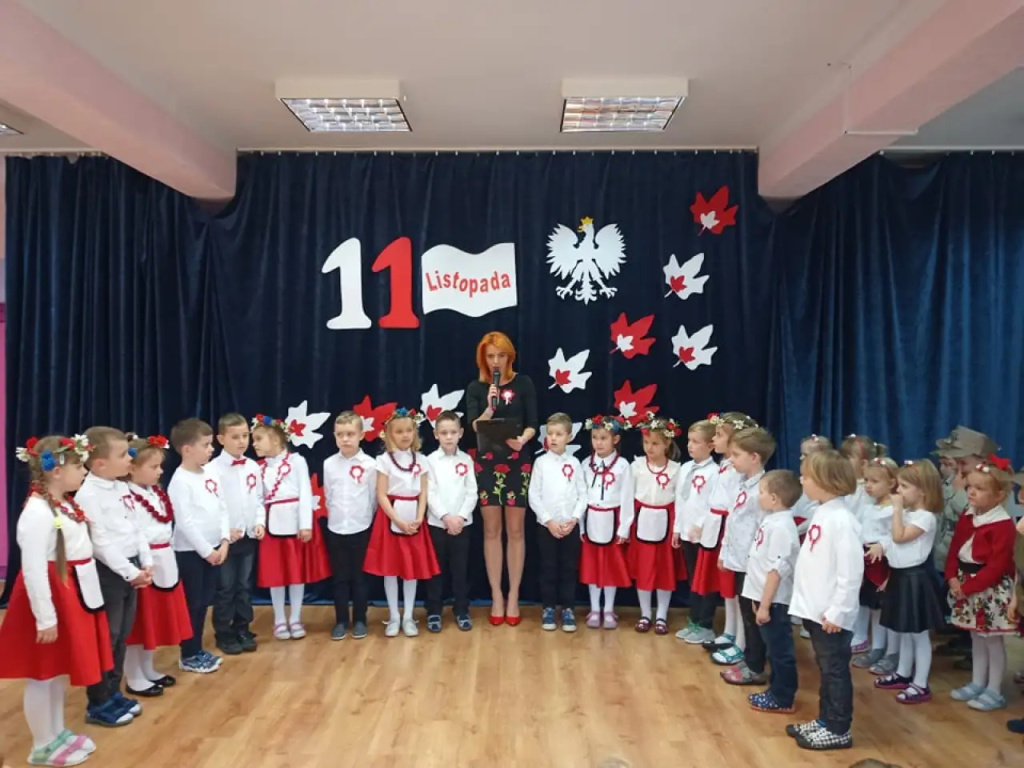 Akademia z okazji Święta Niepodległości w Przedszkolu nr 9