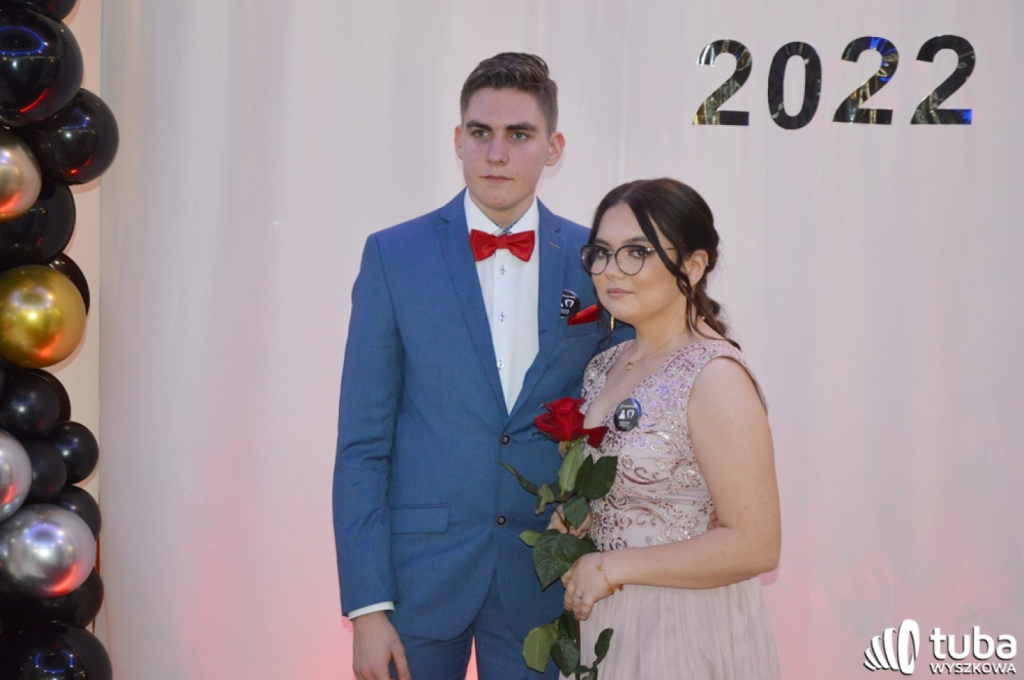„Bal na sto par”. Studniówka Zespołu Szkół nr 1 w Wyszkowie (VIDEO)