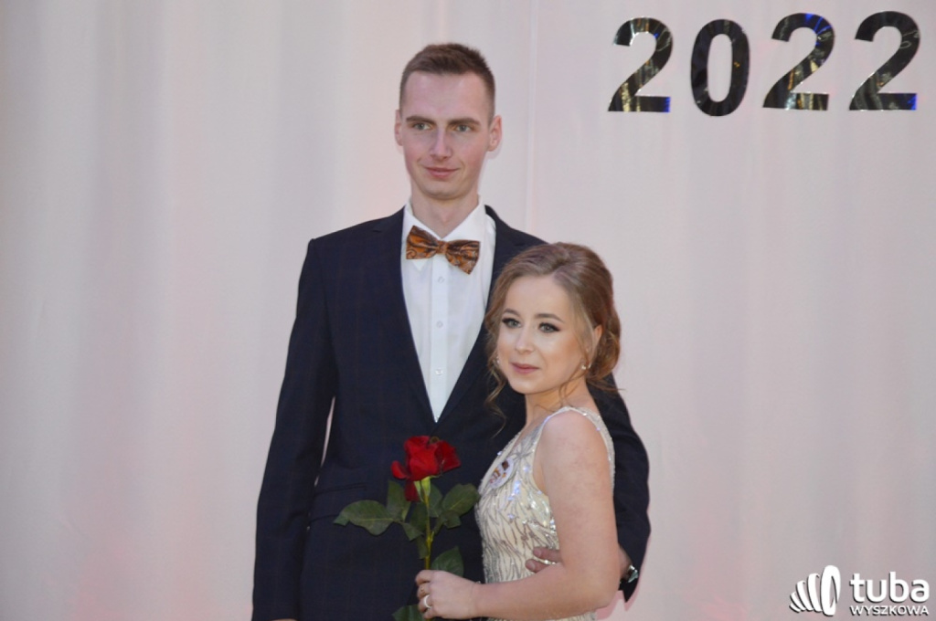 „Bal na sto par”. Studniówka Zespołu Szkół nr 1 w Wyszkowie (VIDEO)