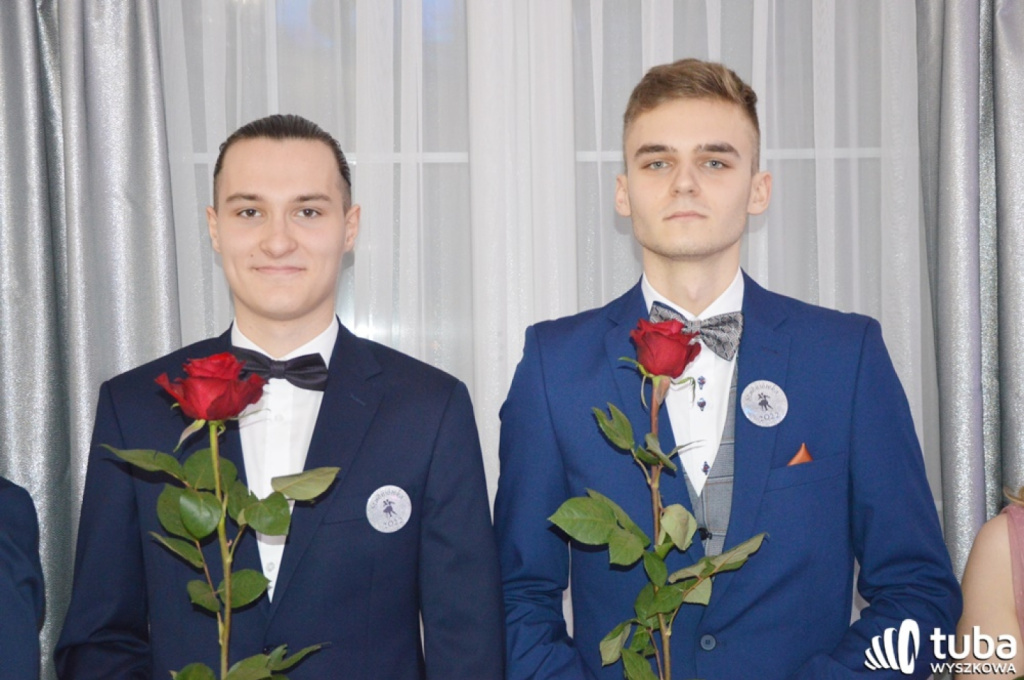 „Bal na sto par”. Studniówka Zespołu Szkół nr 1 w Wyszkowie (VIDEO)