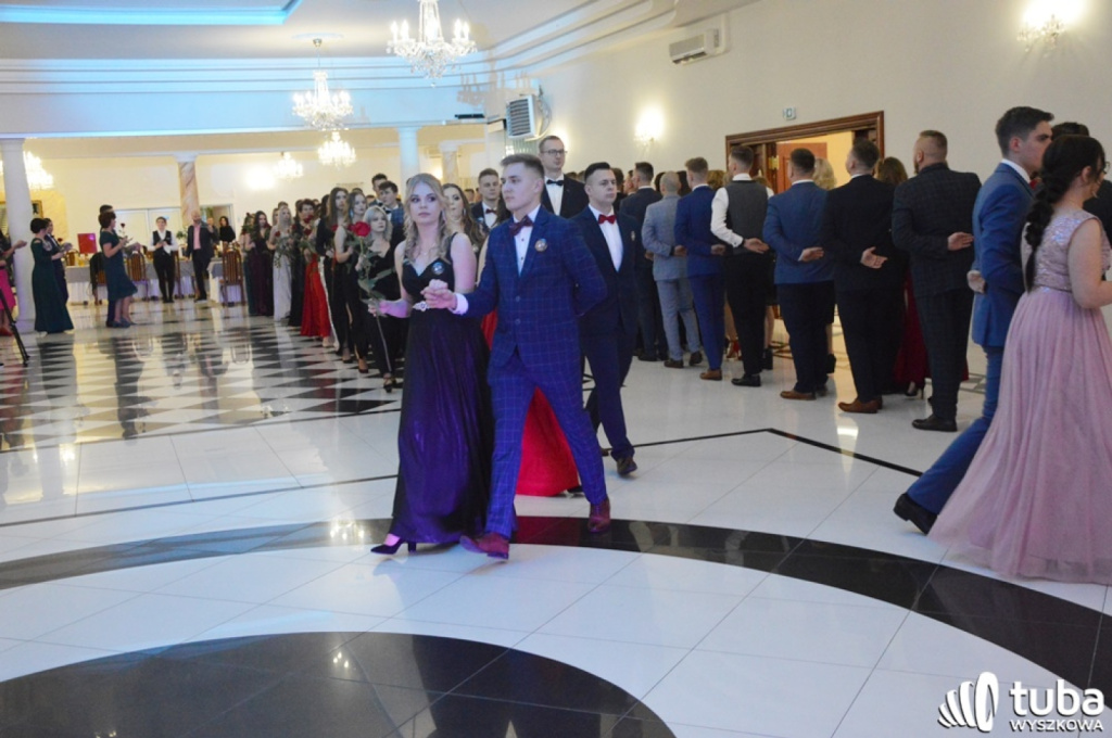„Bal na sto par”. Studniówka Zespołu Szkół nr 1 w Wyszkowie (VIDEO)