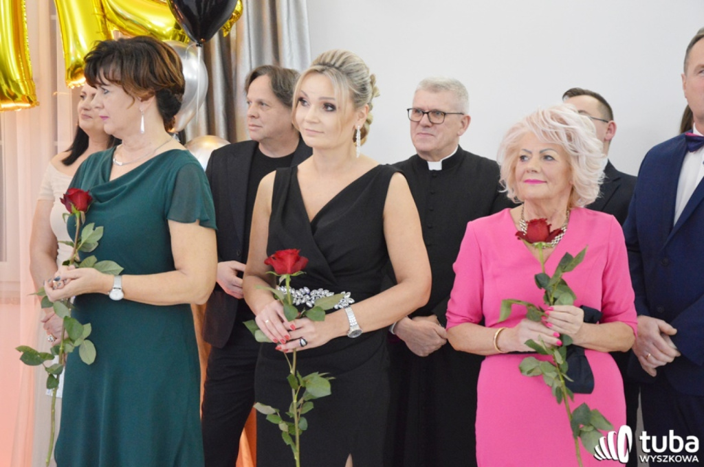 „Bal na sto par”. Studniówka Zespołu Szkół nr 1 w Wyszkowie (VIDEO)