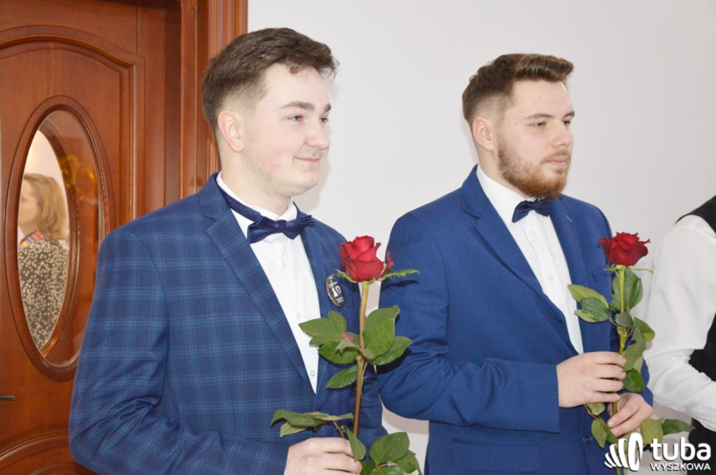 „Bal na sto par”. Studniówka Zespołu Szkół nr 1 w Wyszkowie (VIDEO)