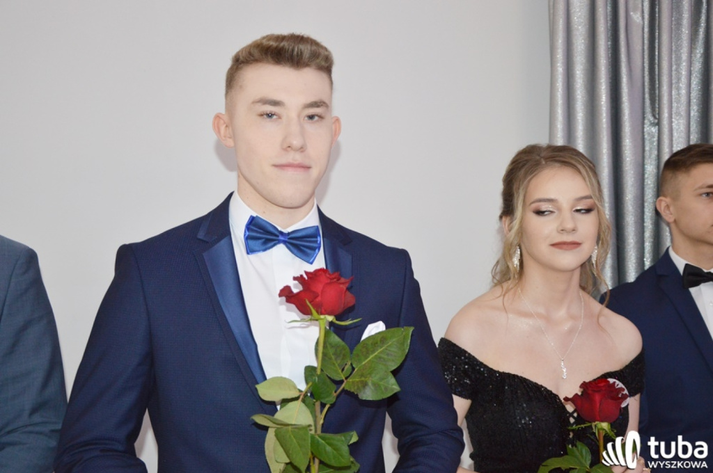 „Bal na sto par”. Studniówka Zespołu Szkół nr 1 w Wyszkowie (VIDEO)