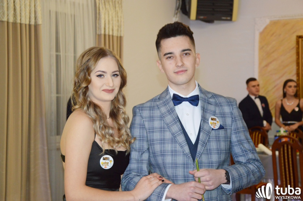 „Bal na sto par”. Studniówka Zespołu Szkół nr 1 w Wyszkowie (VIDEO)