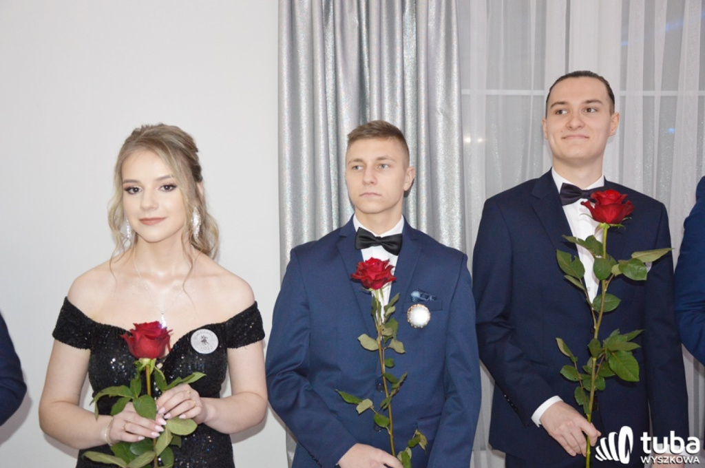 „Bal na sto par”. Studniówka Zespołu Szkół nr 1 w Wyszkowie (VIDEO)