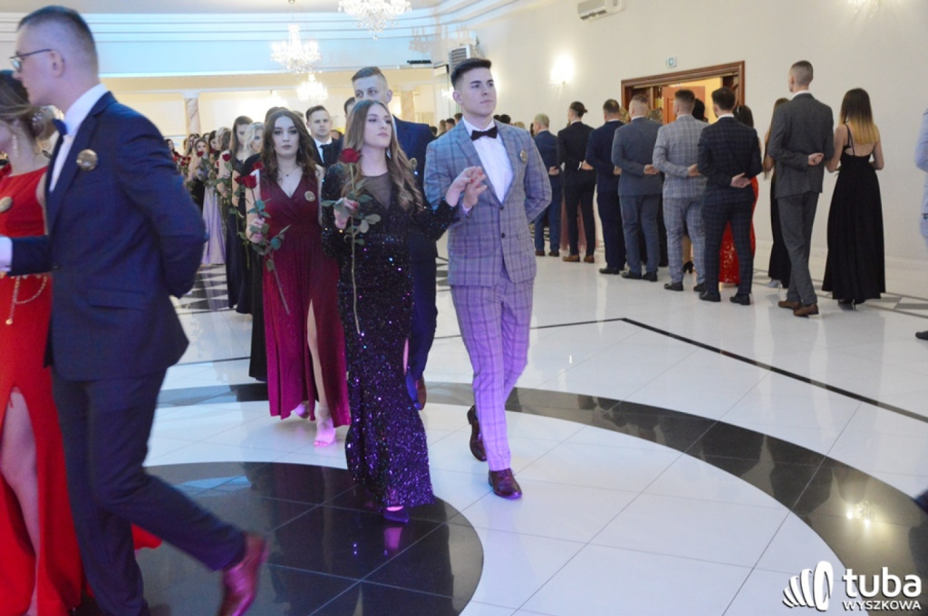 „Bal na sto par”. Studniówka Zespołu Szkół nr 1 w Wyszkowie (VIDEO)