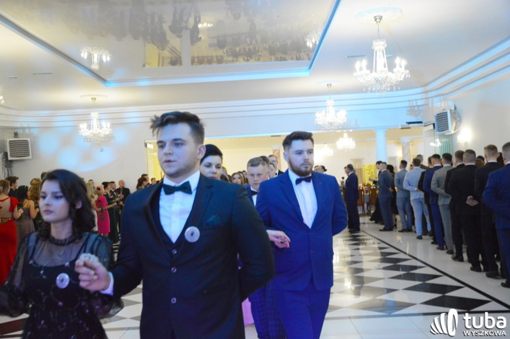 „Bal na sto par”. Studniówka Zespołu Szkół nr 1 w Wyszkowie (VIDEO)