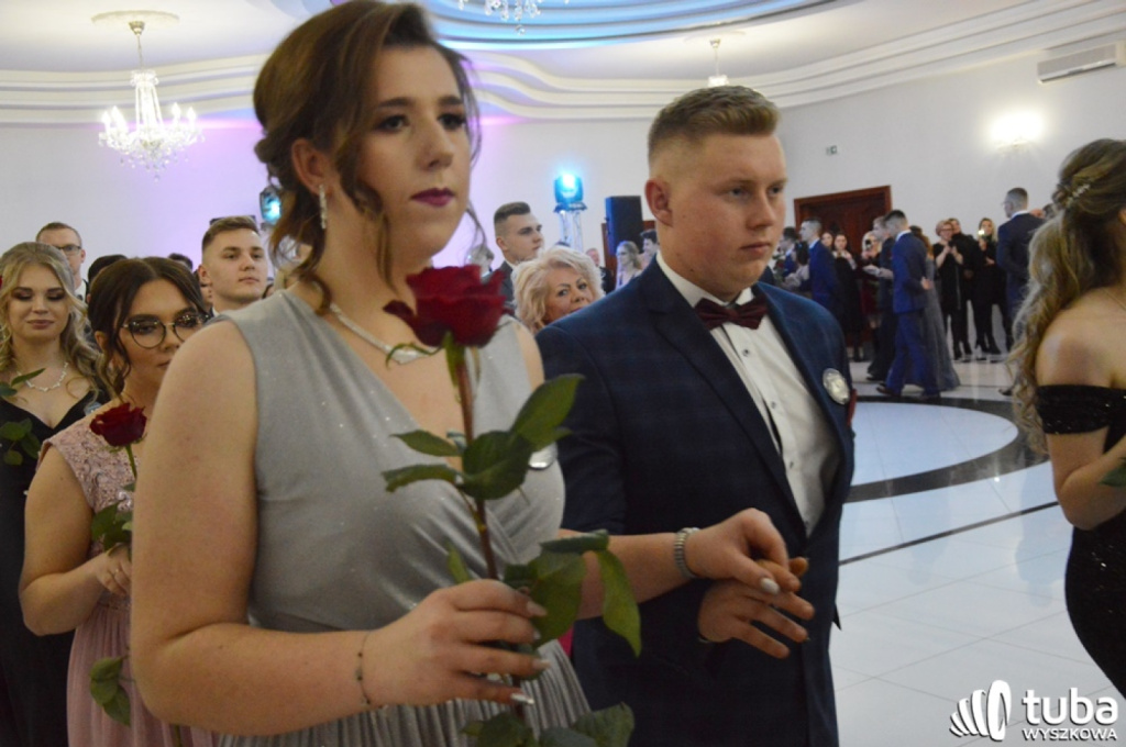„Bal na sto par”. Studniówka Zespołu Szkół nr 1 w Wyszkowie (VIDEO)
