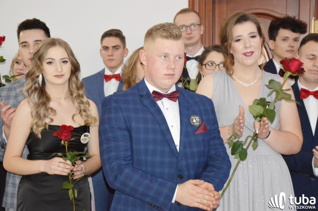 „Bal na sto par”. Studniówka Zespołu Szkół nr 1 w Wyszkowie (VIDEO)