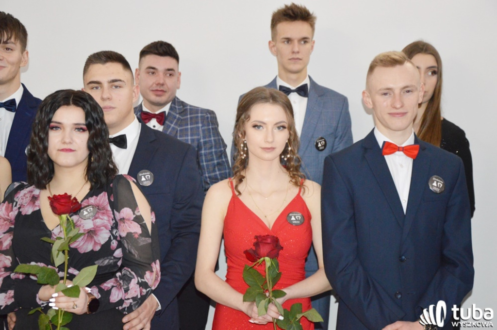 „Bal na sto par”. Studniówka Zespołu Szkół nr 1 w Wyszkowie (VIDEO)