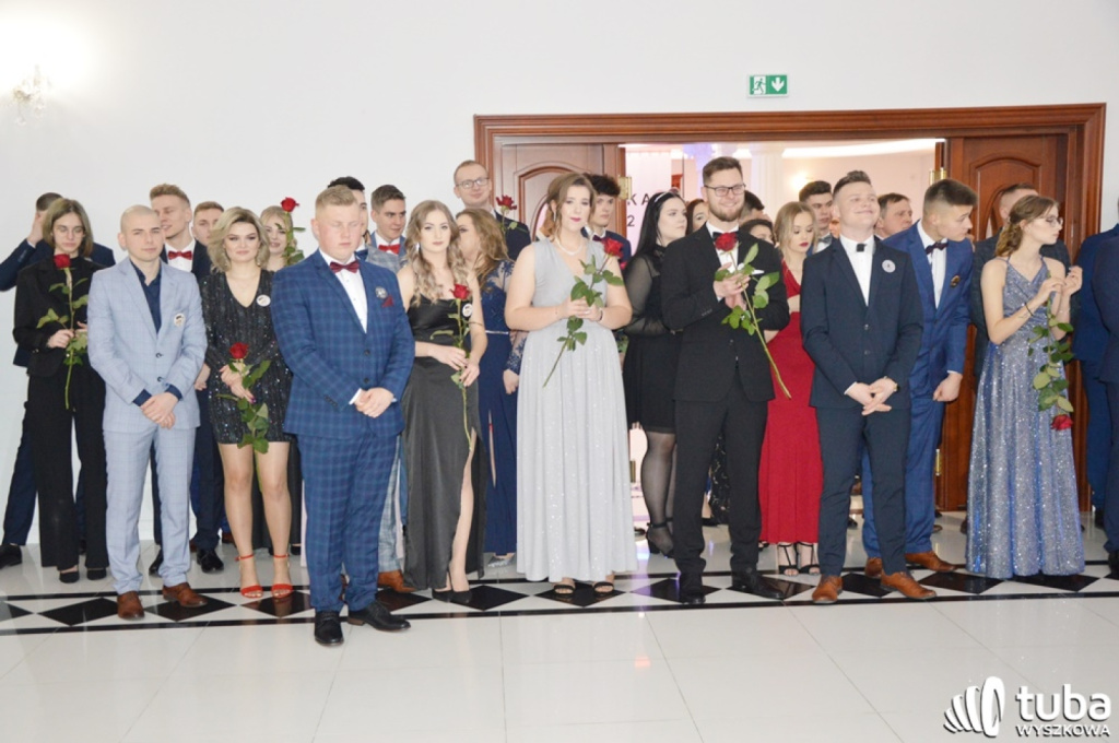„Bal na sto par”. Studniówka Zespołu Szkół nr 1 w Wyszkowie (VIDEO)