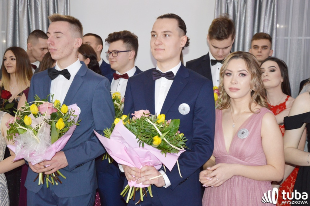 „Bal na sto par”. Studniówka Zespołu Szkół nr 1 w Wyszkowie (VIDEO)