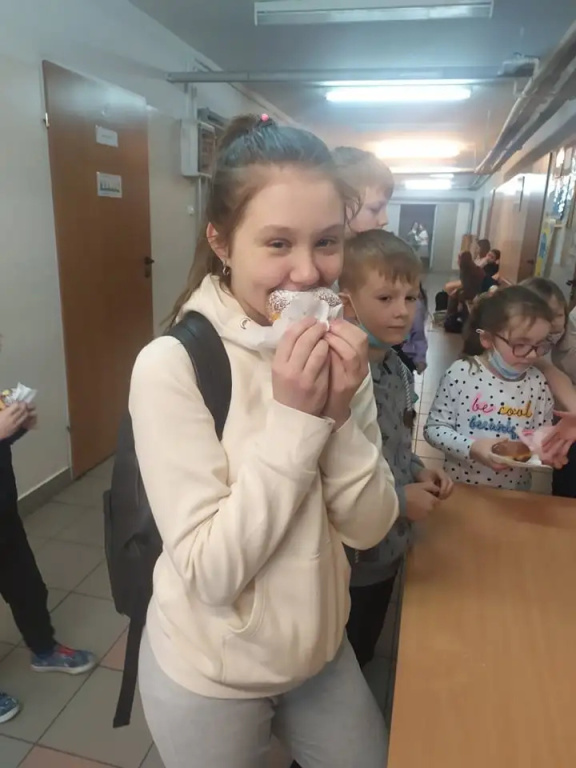 Społeczność SP w Porządziu pomaga Mai Pietrzak