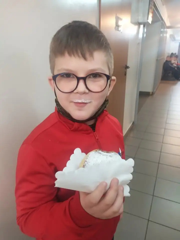 Społeczność SP w Porządziu pomaga Mai Pietrzak