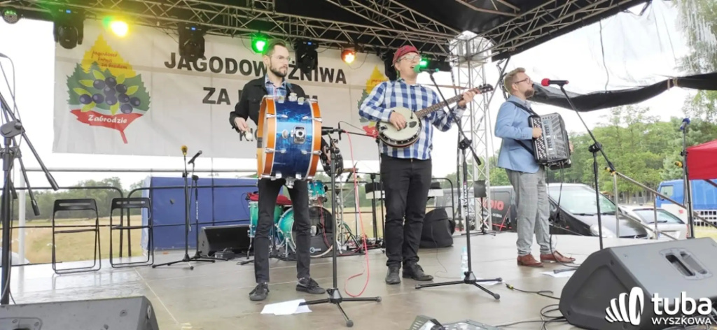 Prawdziwe jagodowe żniwa