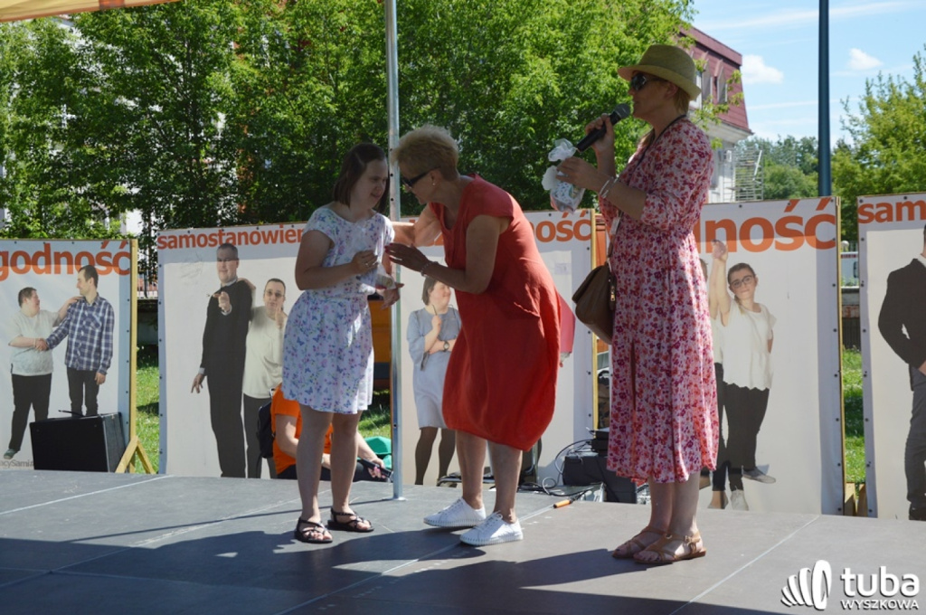 “Dziś wszyscy chcemy manifestować godność, tolerancję i równouprawnienie”