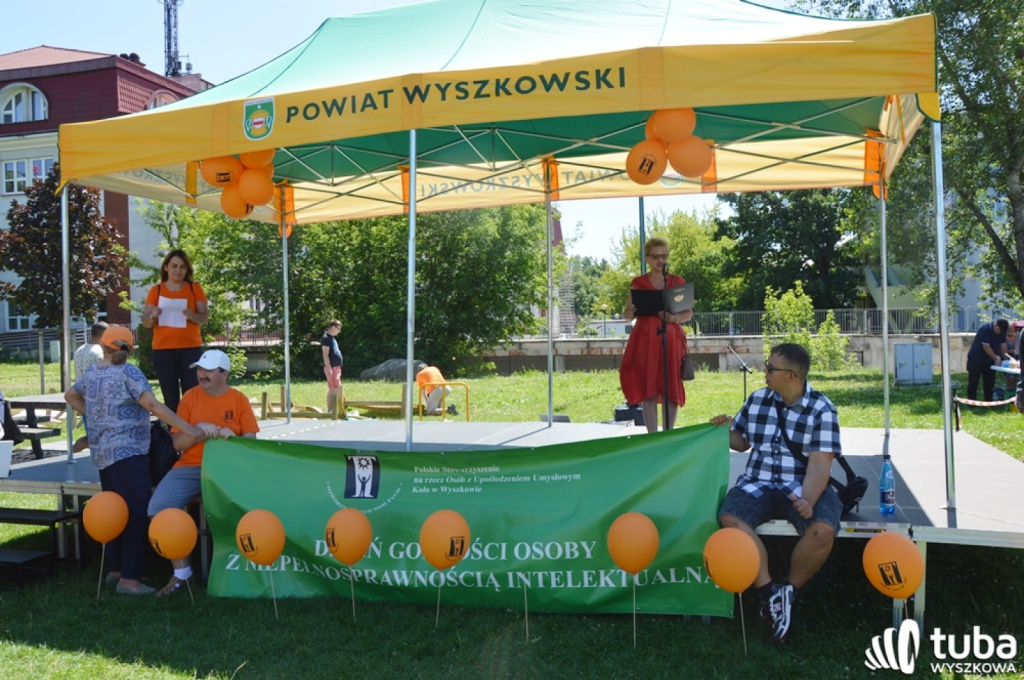 “Dziś wszyscy chcemy manifestować godność, tolerancję i równouprawnienie”