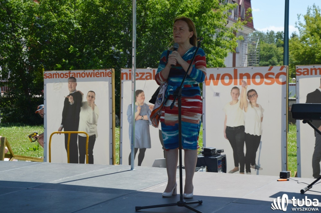 “Dziś wszyscy chcemy manifestować godność, tolerancję i równouprawnienie”