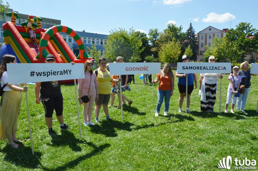 “Dziś wszyscy chcemy manifestować godność, tolerancję i równouprawnienie”