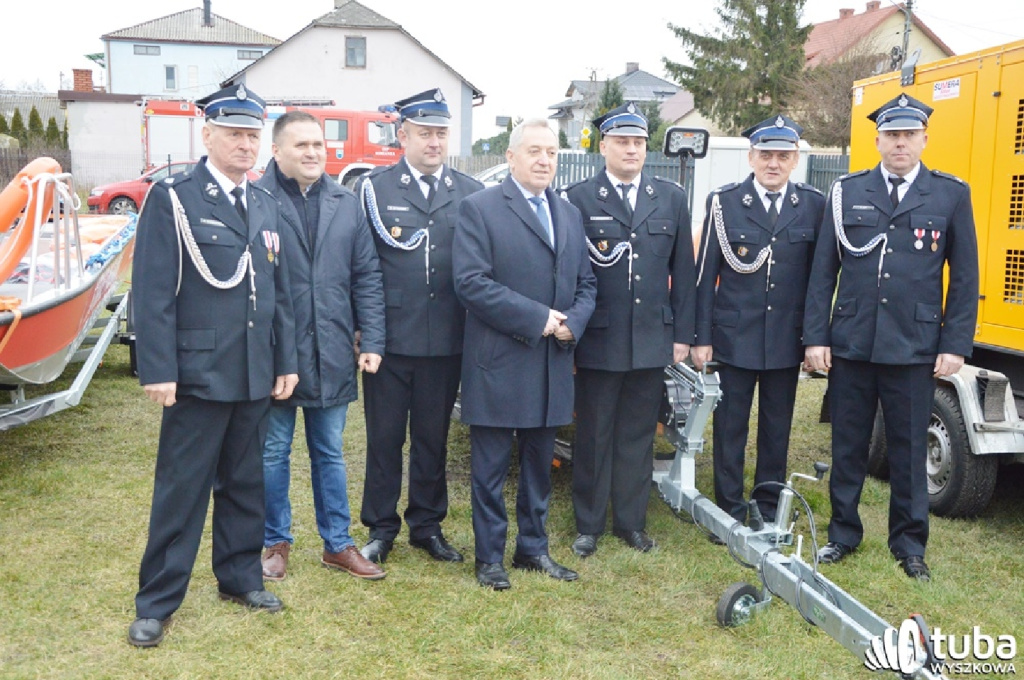 OSP z powiatu wyszkowskiego wyposażone w nowy sprzęt ratowniczy